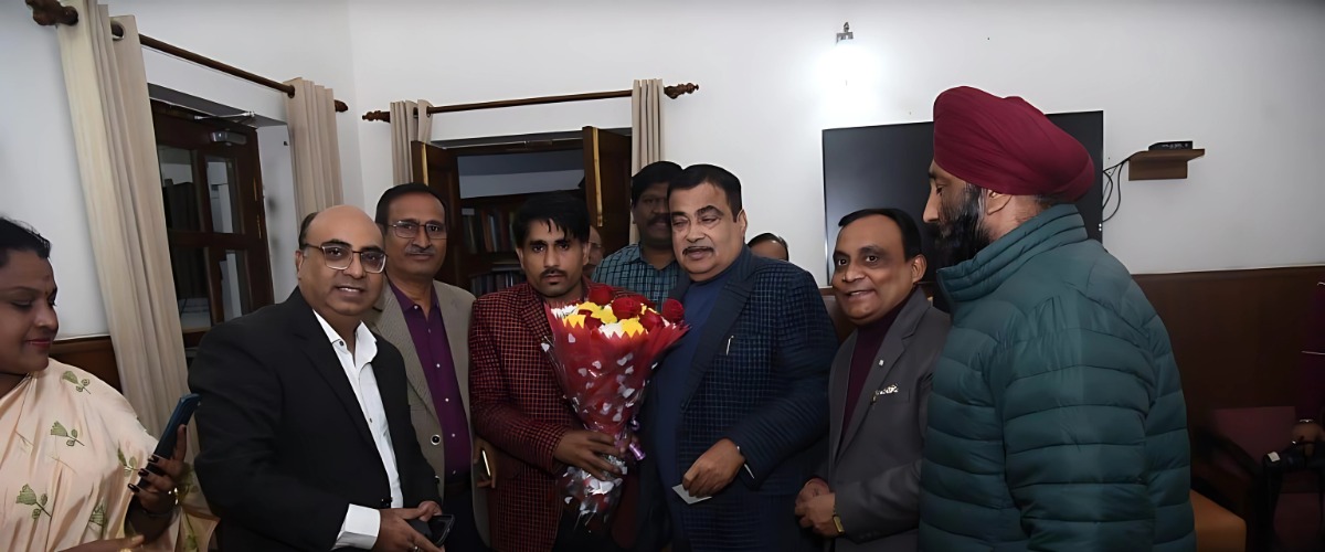 WhatsApp Image 2024-12-05 at 2.41.55 PM (1)