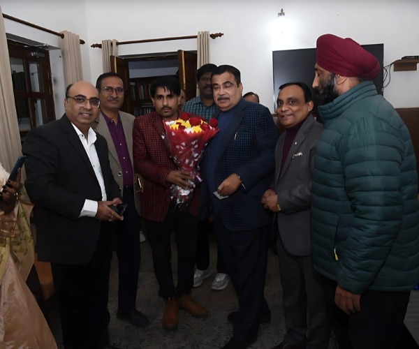 WhatsApp Image 2024-12-05 at 2.53.23 PM